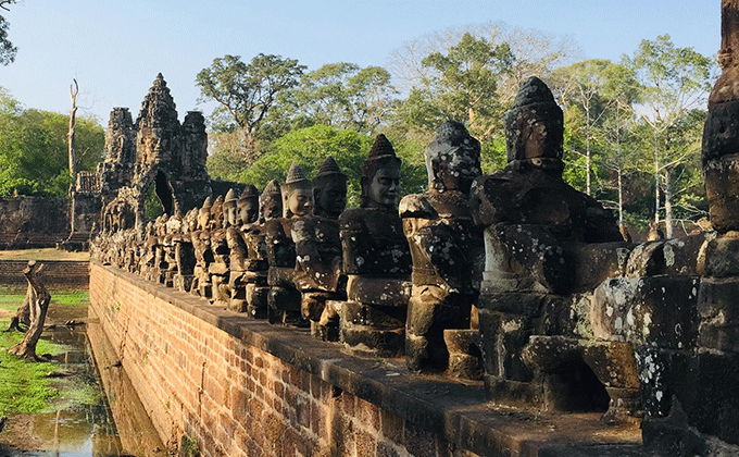 Amazing Angkor Tour